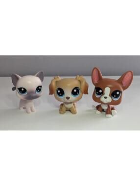 Littlest Pet Shop 3 Pack Plumella Crowe, Austin GoldenPup, Roxie McTerrier